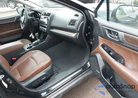 2017 Subaru Outback 2.5I Touring z USA, uszkodzony, nr VIN 4S4BSATC1H3289152